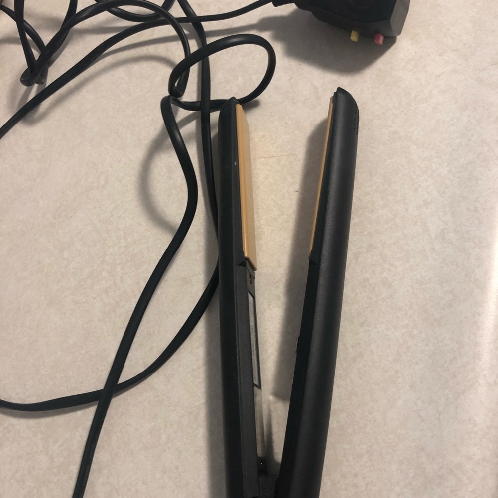 GHD Classic Flat Iron